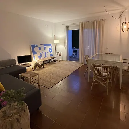 Apartment L'illa Blanca
